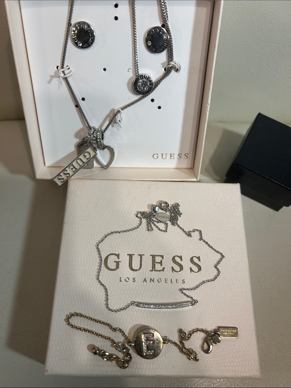 Guess Silver Jewelry Set with Guess Jewelry Box-Free KATE SPADE BRACELET